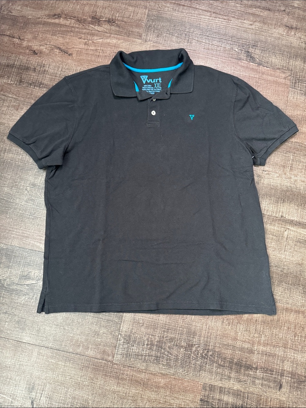 Vvurt Men’s Black Polo Shirt with Teal Trim